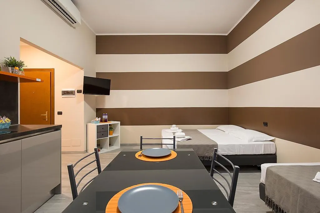 Residence La Red Rho 4*,  Italia